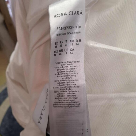 Rosa Clara "Debrah" Wedding Gown (Unaltered) - Picture 11 of 12